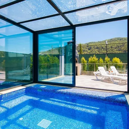 Βίλα Gorgeous Surrounded By Nature With Private Pool In Kas, Antalya Sarıbelen