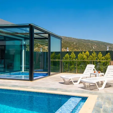 Gorgeous Surrounded By Nature With Private Pool In Kas, Antalya Βίλα *